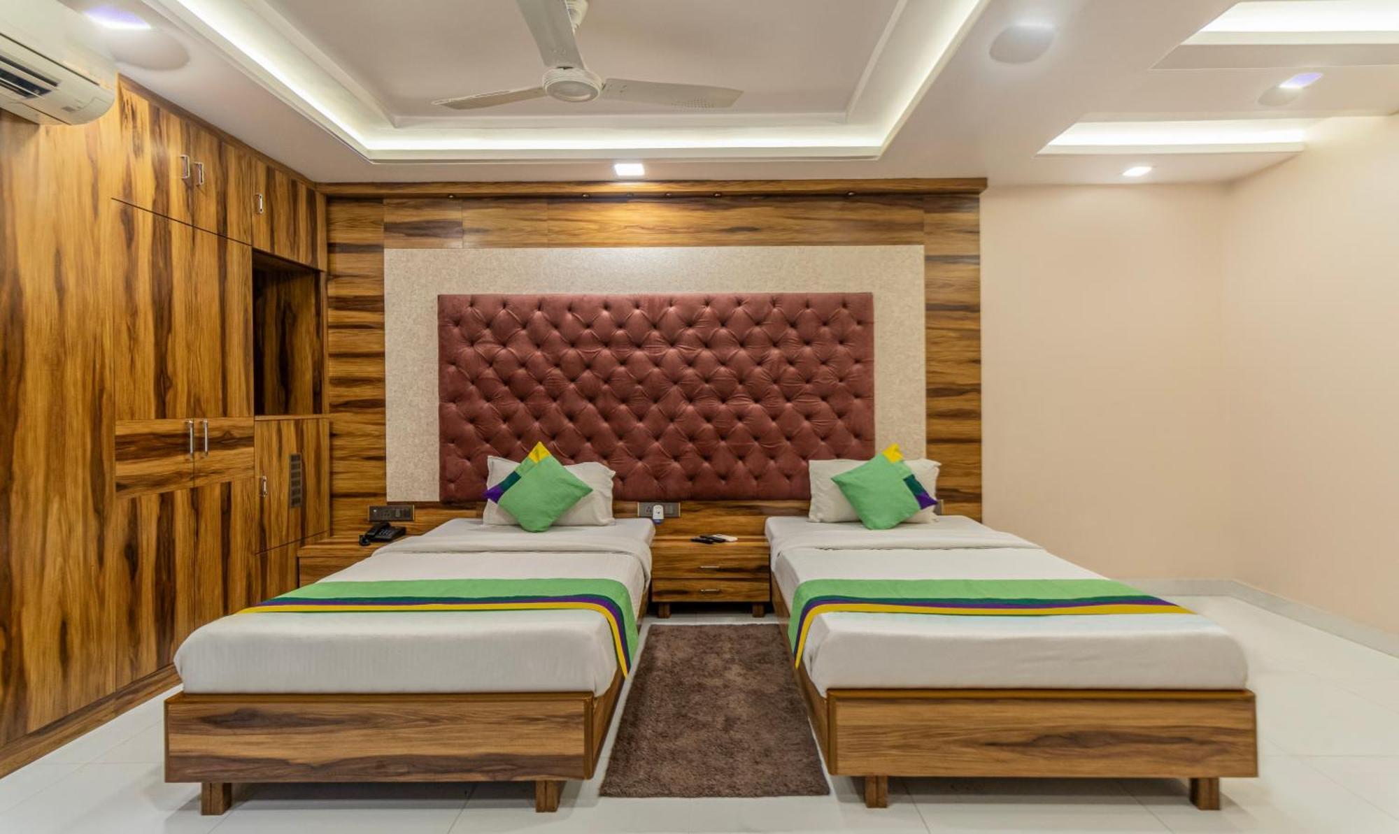 Hotel Orion Crystal Καλκούτα Εξωτερικό φωτογραφία