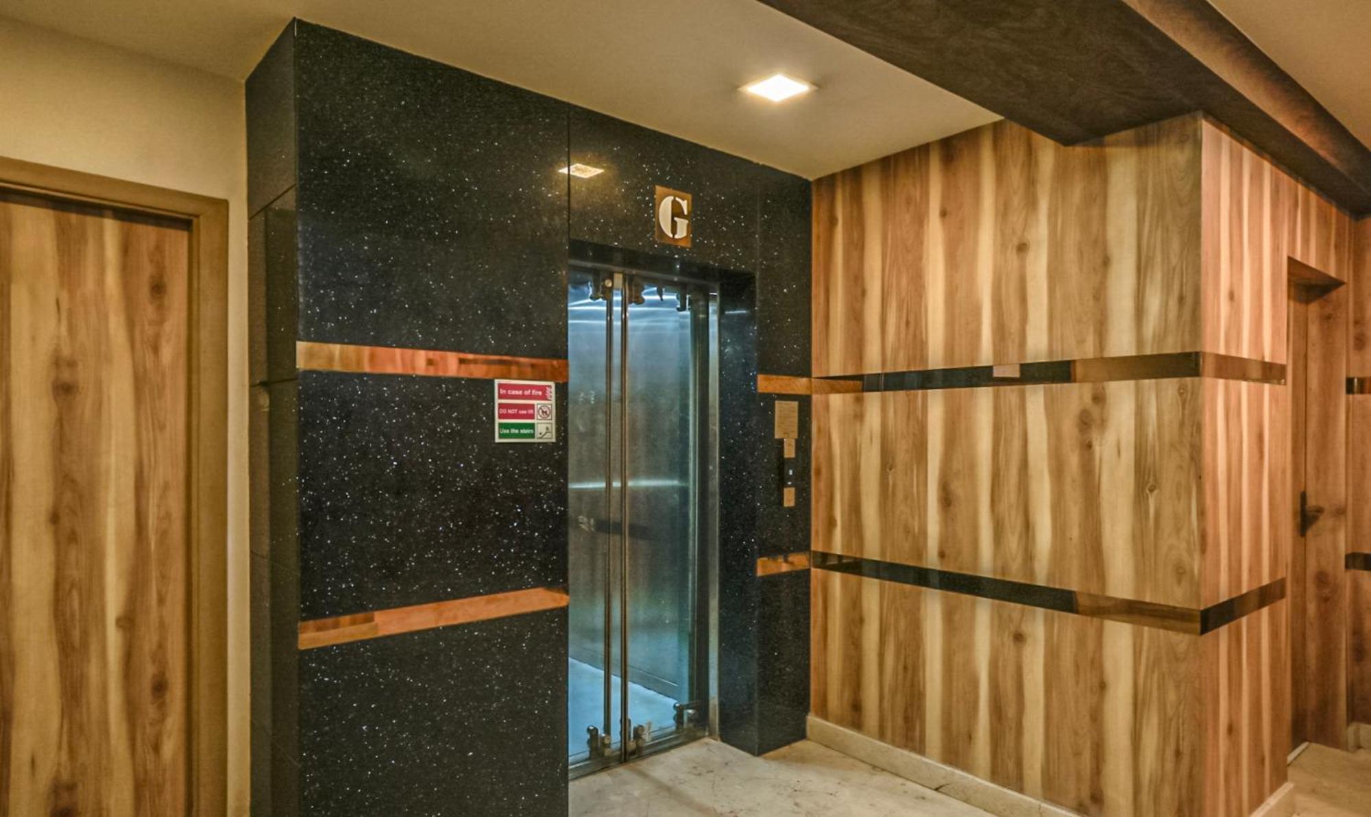 Hotel Orion Crystal Καλκούτα Εξωτερικό φωτογραφία
