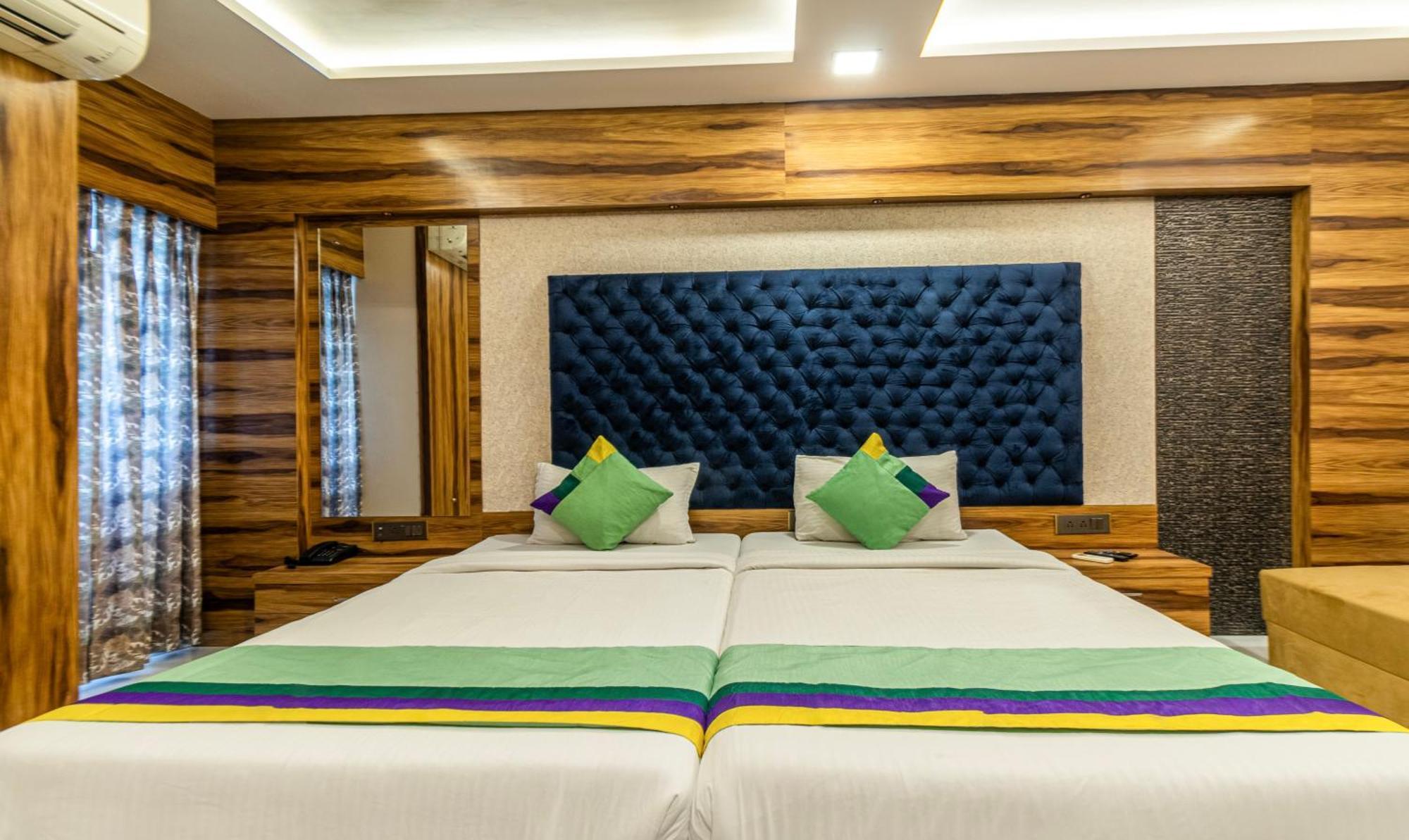 Hotel Orion Crystal Καλκούτα Εξωτερικό φωτογραφία