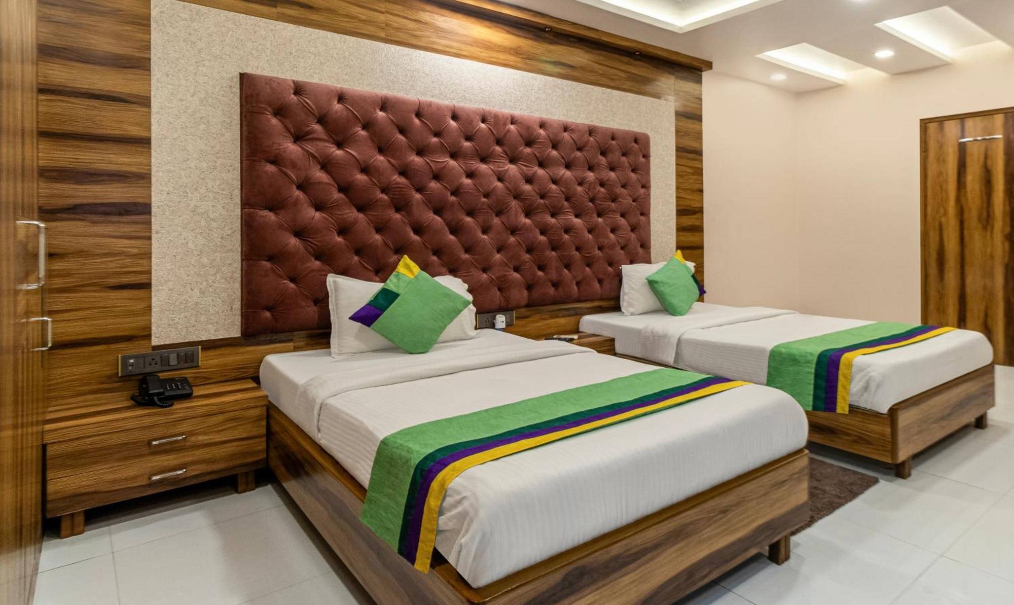 Hotel Orion Crystal Καλκούτα Εξωτερικό φωτογραφία