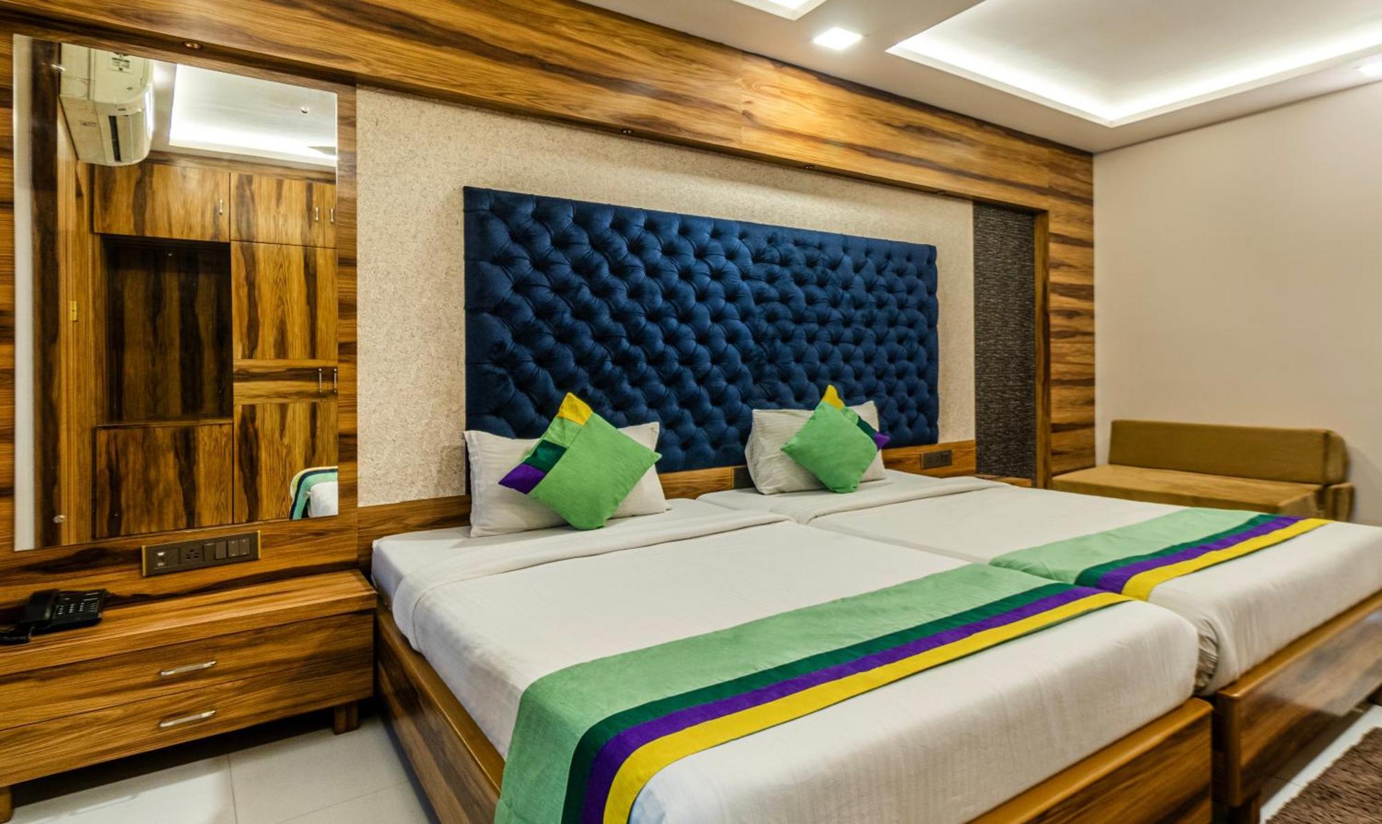 Hotel Orion Crystal Καλκούτα Εξωτερικό φωτογραφία